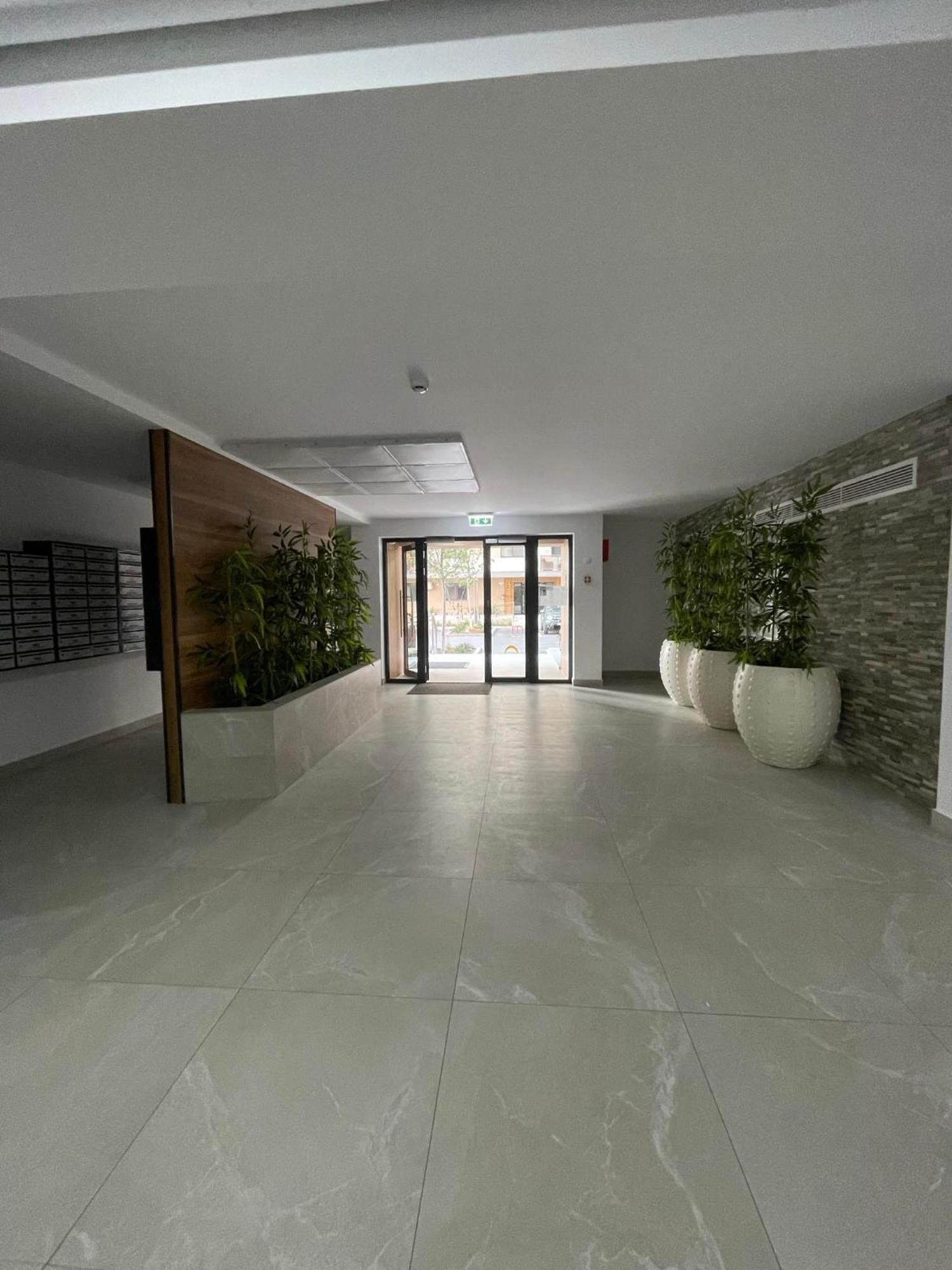 Metropolis Elegance Leilighet Bucureşti Eksteriør bilde