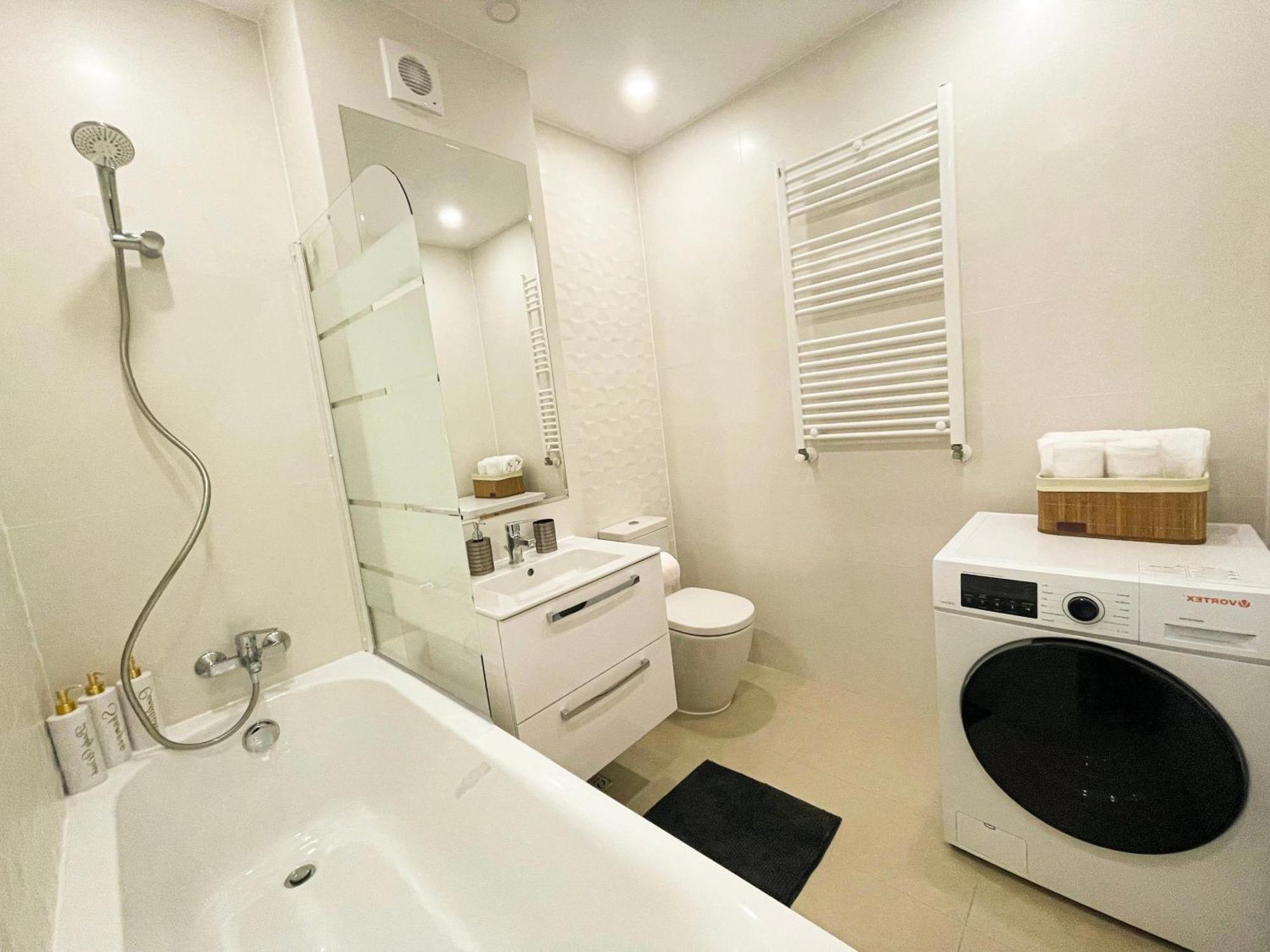 Metropolis Elegance Leilighet Bucureşti Eksteriør bilde